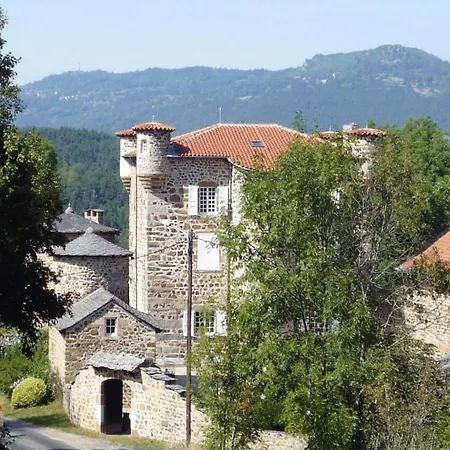 Apartment Flat With Shared Pool In The Countryside, Retournac