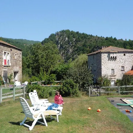 Flat With Shared Pool In The Countryside, Apartment *